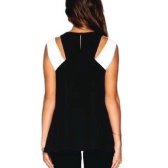 BCBG  Sheli color blocked halter top - Picture 3 of 8